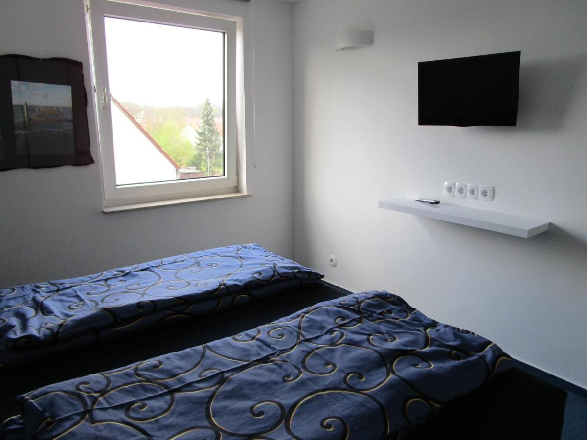 Bed & Breakfast Wunstorf Bagian luar foto